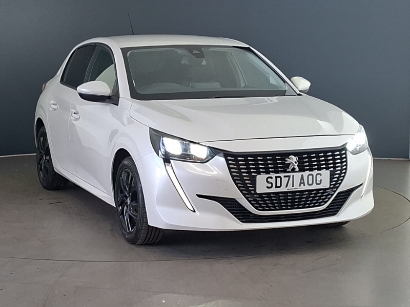 Peugeot 208 1.2 Puretech Allure Premium Hatchback E Red #1