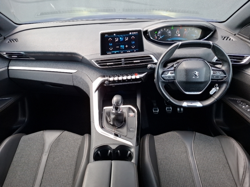 Peugeot 3008 1.5 Bluehdi Gt Line Blue #3