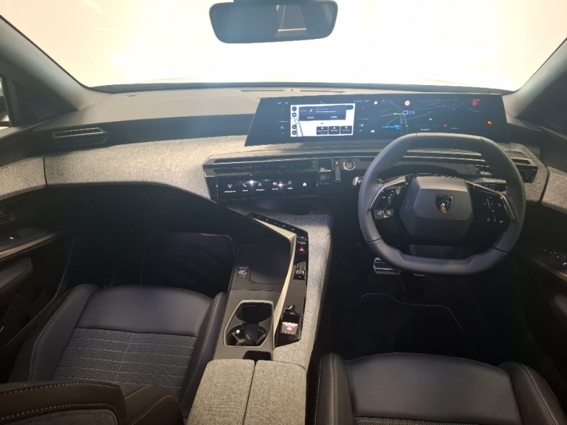 Peugeot 3008 157Kw Allure 73Kwh Black #3