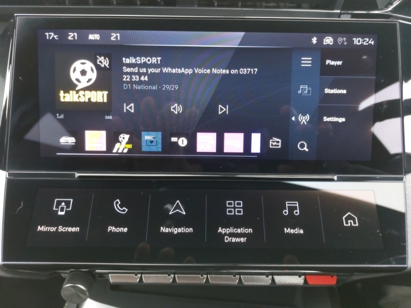 Peugeot 308 1.2 Hybrid 145 Allure E-dsc6 Black #11