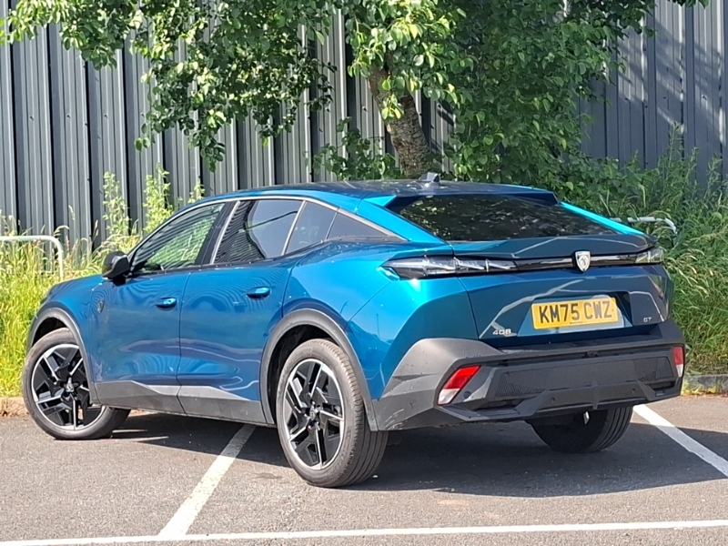 Peugeot 408 1.2 Hybrid 145 Gt E-dsc6 Blue #2