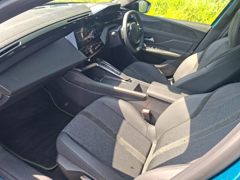 Peugeot 408 1.2 Hybrid 145 Gt E-dsc6 Blue #5
