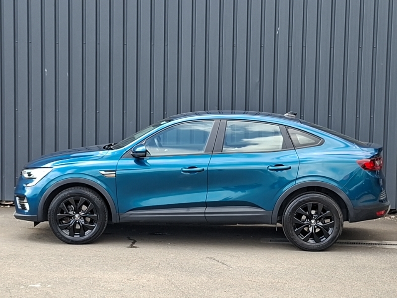 Renault Arkana 1.6 E-tech Hybrid 145 Iconic Blue #4