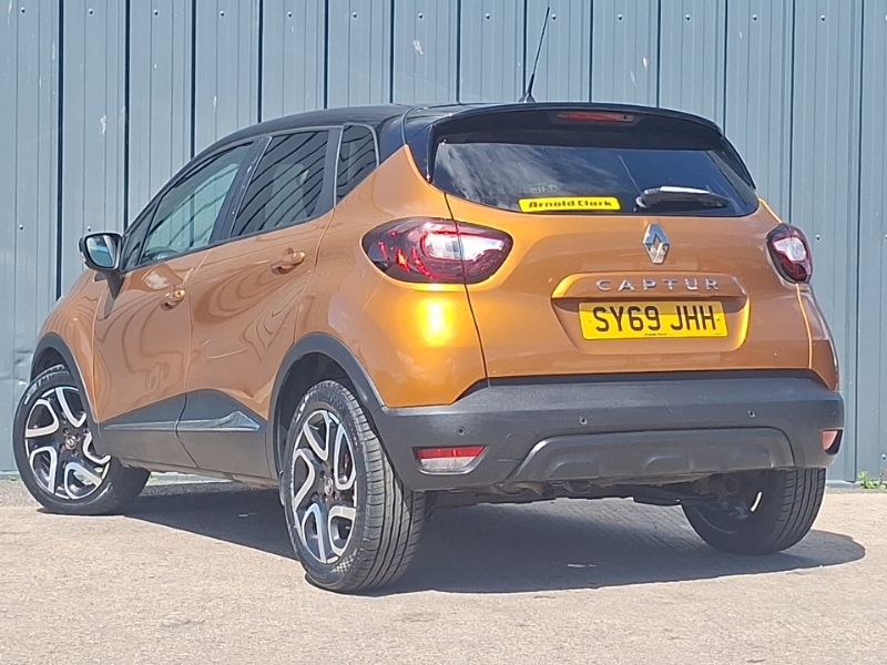 Renault Captur 0.9 Tce 90 Iconic SY69JHH Orange #2