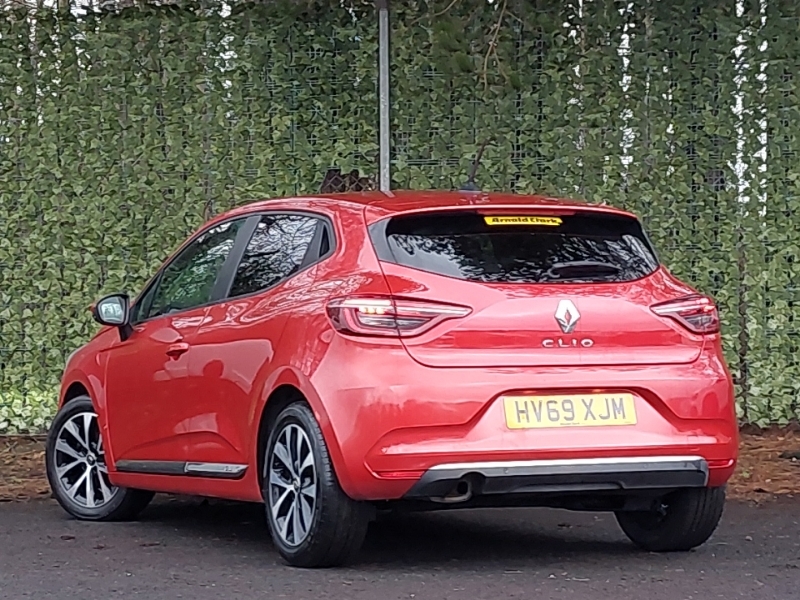 Renault Clio 1.0 Tce 100 Iconic Red #2