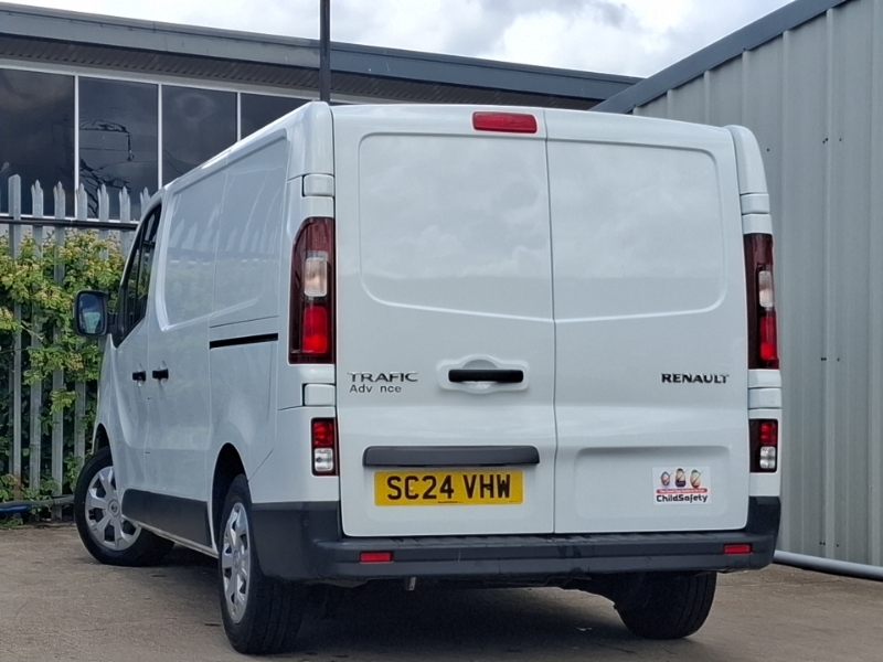 Renault Trafic Sl30 Blue Dci 130 Advance Safety Van White #2