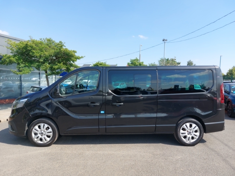 Renault Trafic Ll30 Blue Dci 170 Extra Safety 9 Seater Edc Black #4