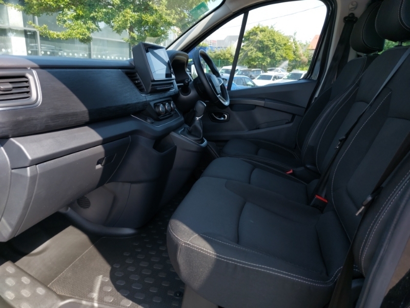 Renault Trafic Ll30 Blue Dci 170 Extra Safety 9 Seater Edc Black #5