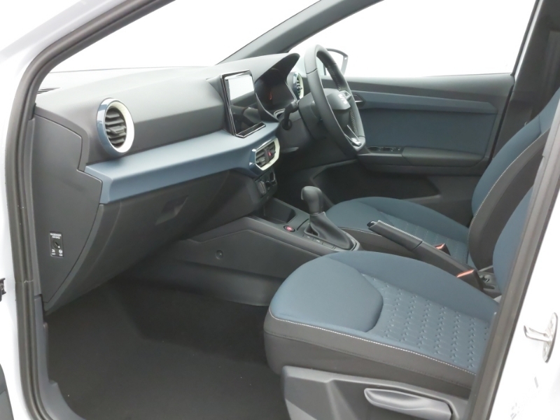Seat Ibiza 1.0 Tsi 115 Se Technology Dsg White #5