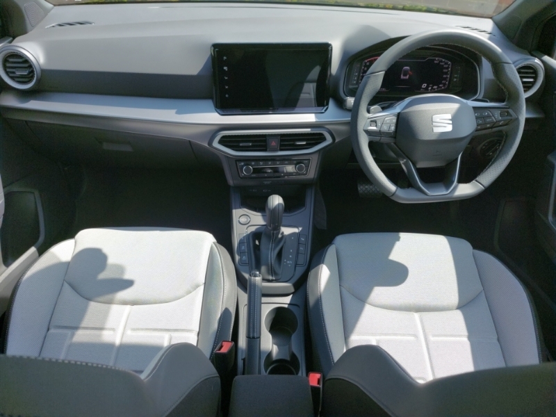 Seat Arona 1.0 Tsi 115 Fr Sport Dsg Black #3