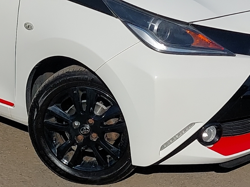 Toyota Aygo Vvt-i X-press Grey #17