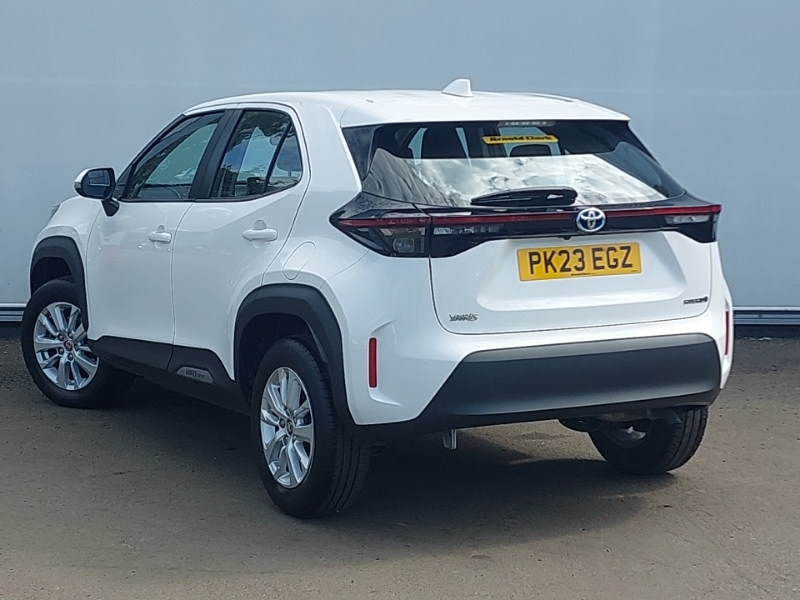 Toyota Yaris Cross 1.5 Hybrid Icon Cvt White #2
