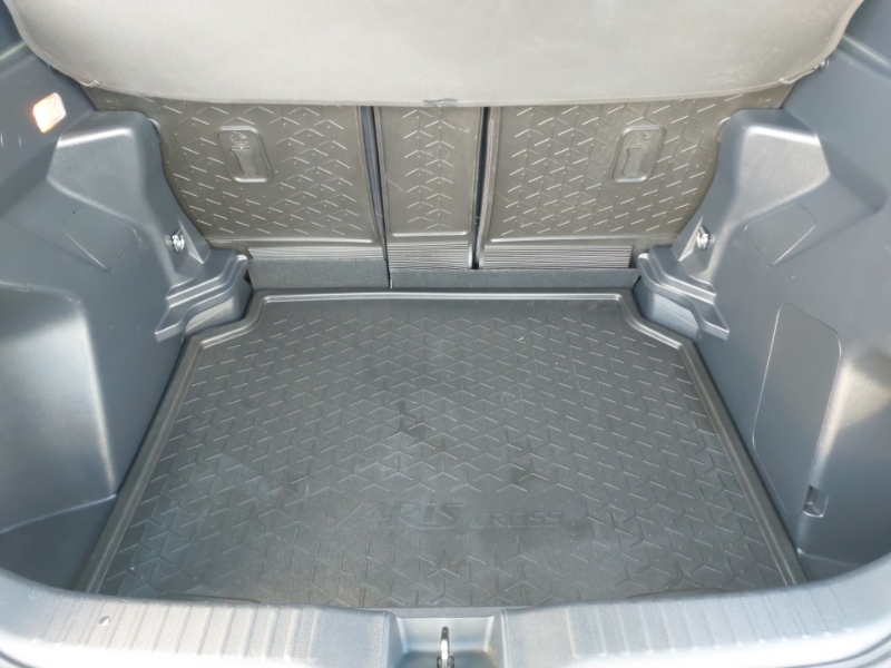 Toyota Yaris Cross Dynamic Gold #8