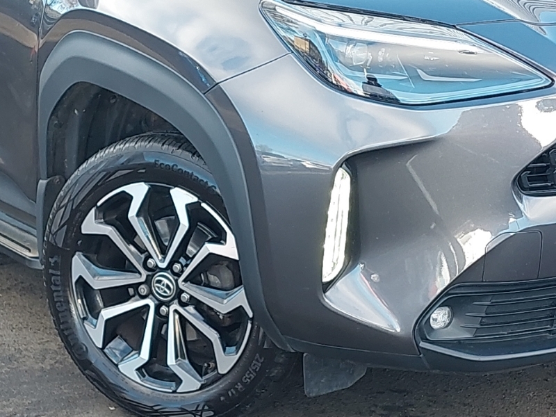Toyota Yaris Cross Dynamic Gold #9