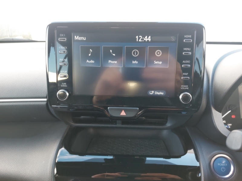 Toyota Yaris Cross Dynamic Gold #7