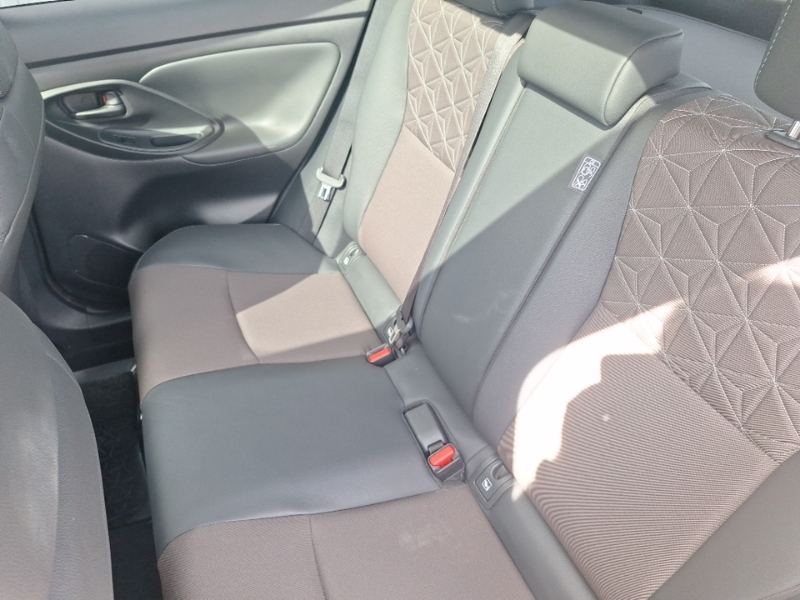 Toyota Yaris Cross 1.5 Hybrid Excel Cvt Grey #6