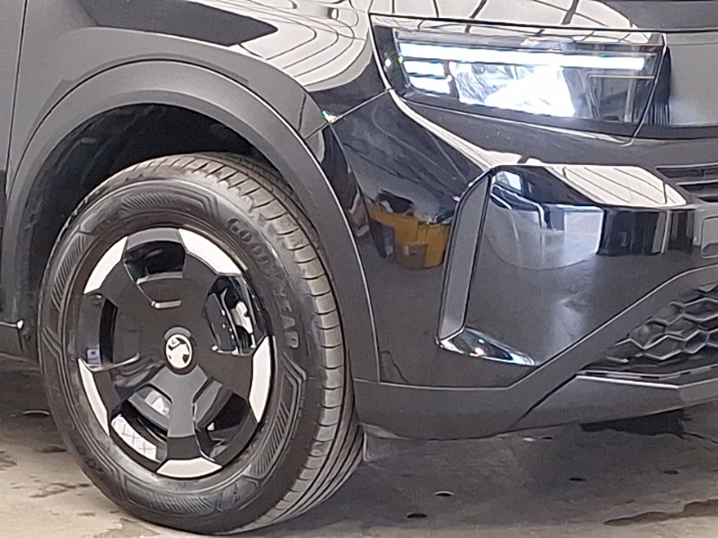 Vauxhall Frontera 44Kwh Gs Suv 113 Ps White #20