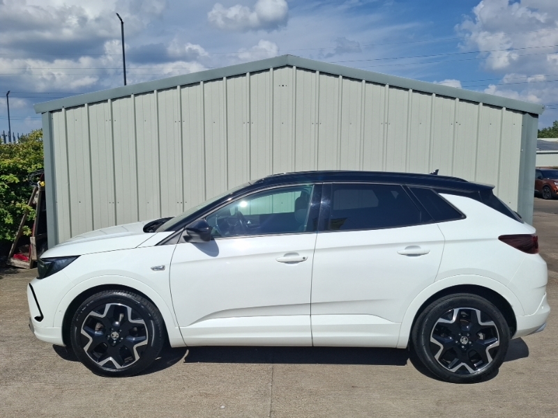 Vauxhall Grandland 1.2 Turbo Ultimate White #4