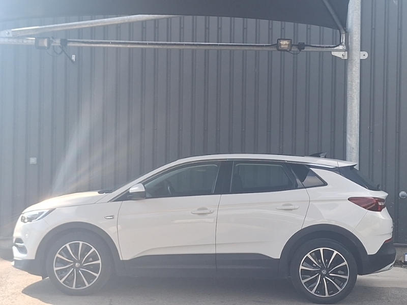 Vauxhall Grandland X 1.5 Turbo D Elite Nav White #3