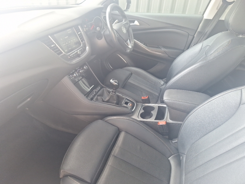 Vauxhall Grandland X 1.5 Turbo D Elite Nav White #4