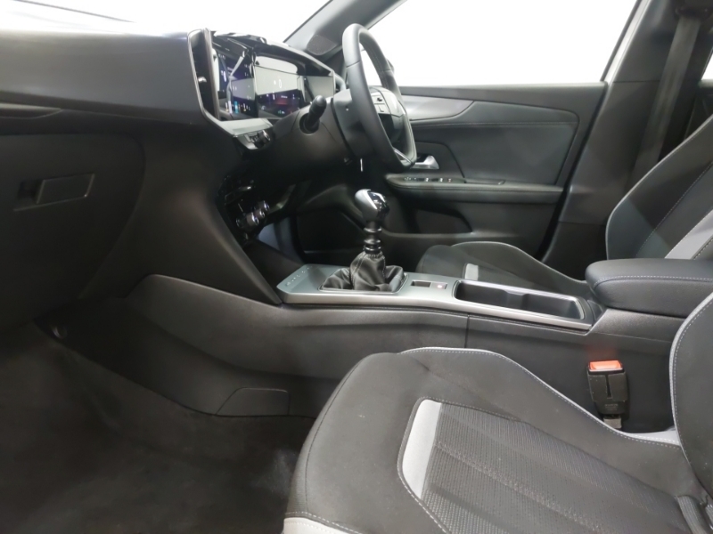 Vauxhall Mokka 1.2 Turbo 136 Gs White #5