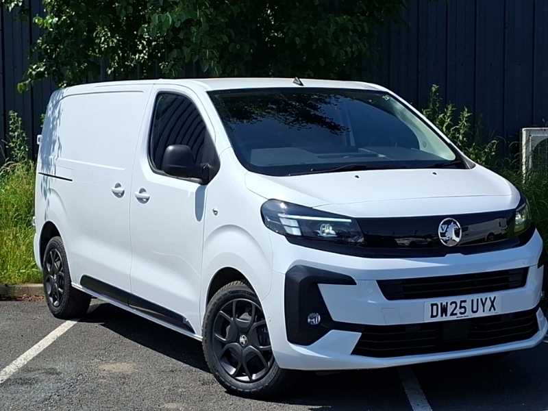 Vauxhall Vivaro 1.5 Turbo D 120 Pro H1 Van White