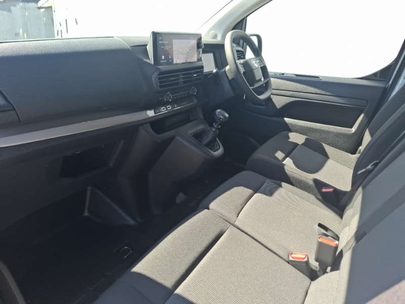 Vauxhall Vivaro 1.5 Turbo D 120 Pro H1 Van White #5