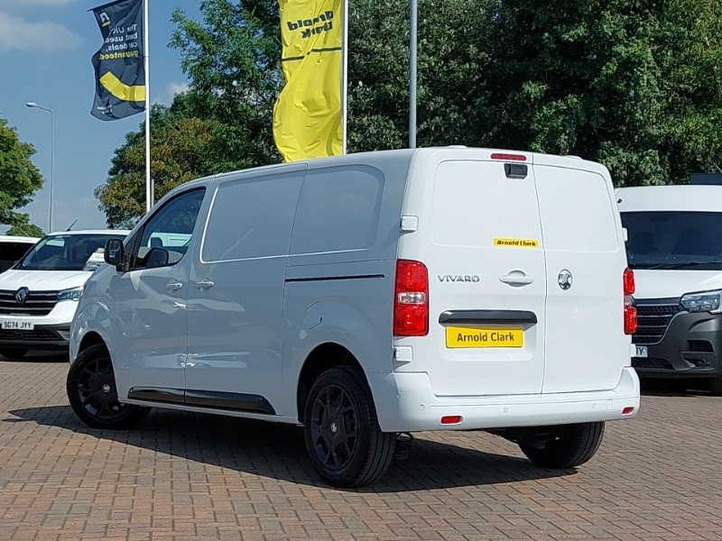 Vauxhall Vivaro 1.5 Turbo D 120 Pro H1 Van White #2