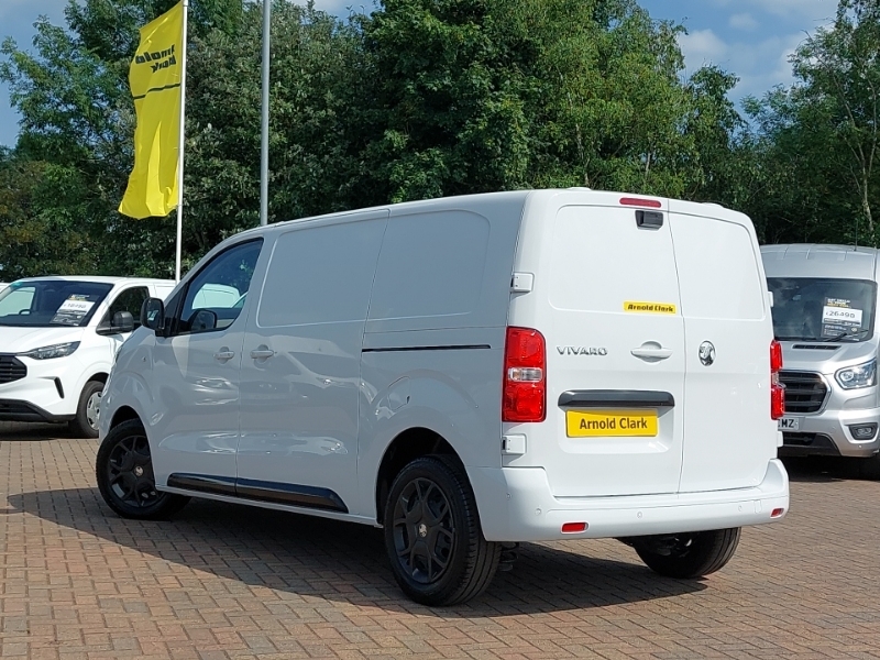 Vauxhall Vivaro 1.5 Turbo D 120 Pro H1 Van White #2