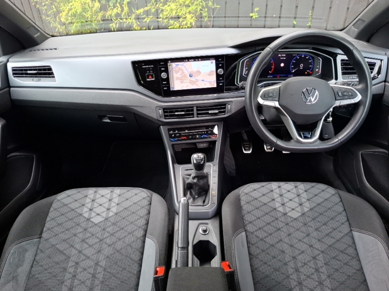 Volkswagen Polo 1.0 Tsi R-line Black #3