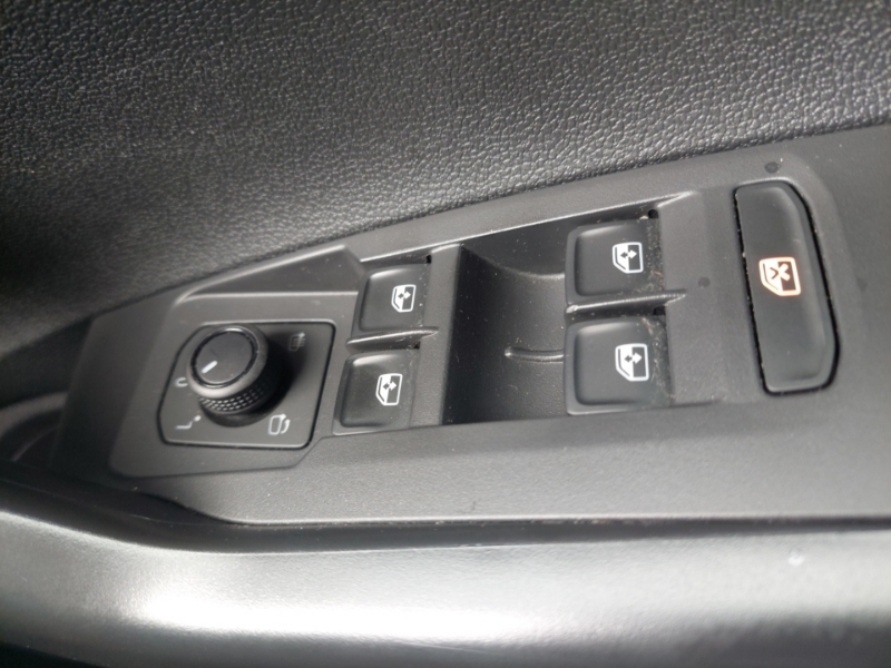 Volkswagen Taigo R-line Grey #15