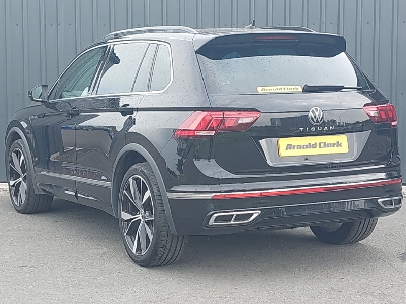 Volkswagen Tiguan 1.5 Tsi 150 R-line Dsg SE23WJJ Black #2