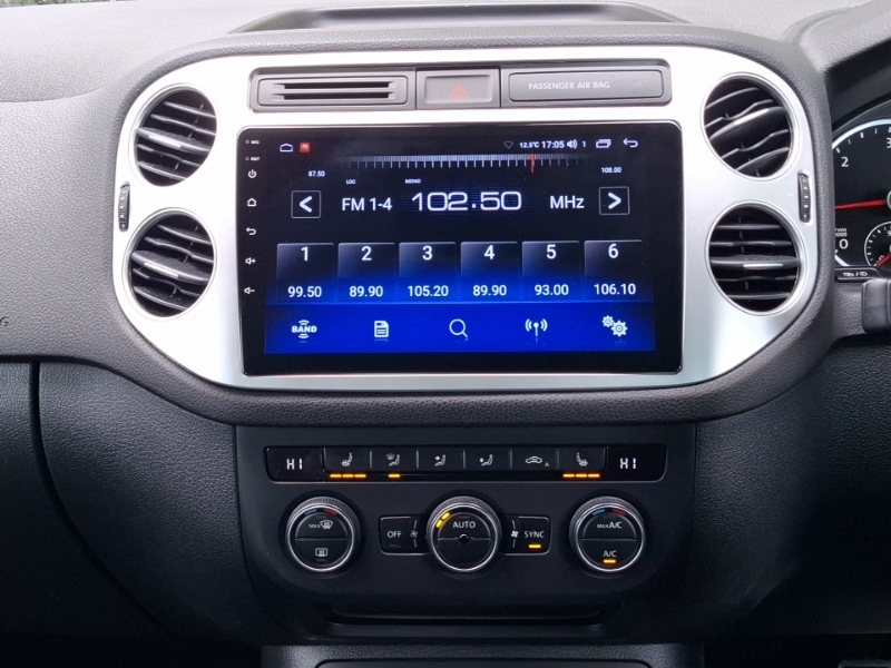 Volkswagen Tiguan 2L Se Navigation Blue #11