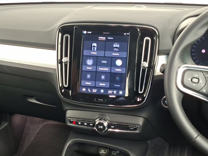 Volvo XC40 Plus, B3 Mild Hybrid, Dark White #8