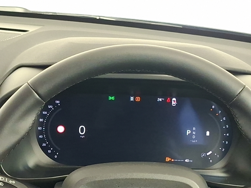 Volvo XC40 Plus, B3 Mild Hybrid, Dark White #9