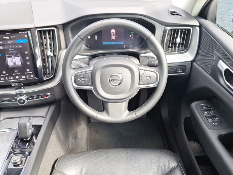 Volvo XC60 2.0 B5p Core Awd Geartronic  #8
