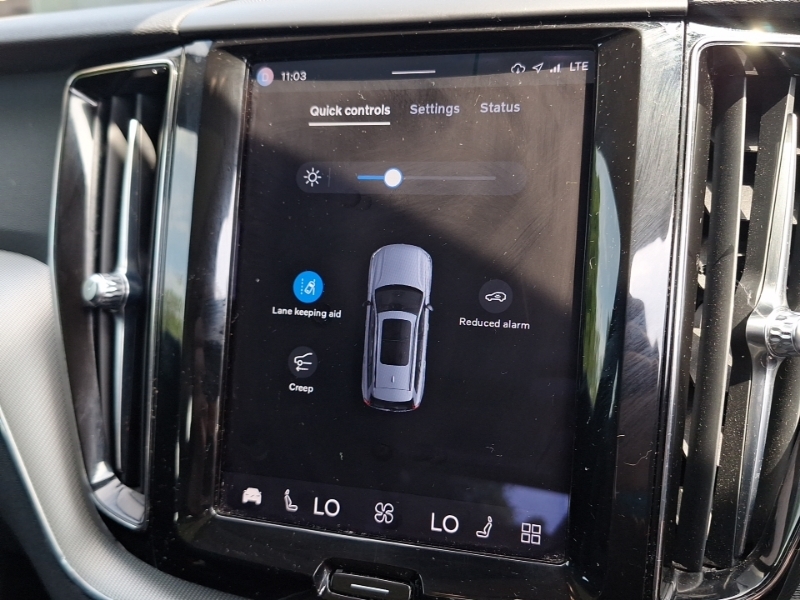 Volvo XC60 2.0 B5p Core Awd Geartronic  #9