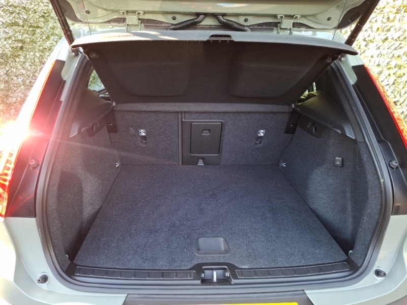 Volvo XC40 2.0 B4 Mhev Plus Dct Euro 6 Ss Grey #18