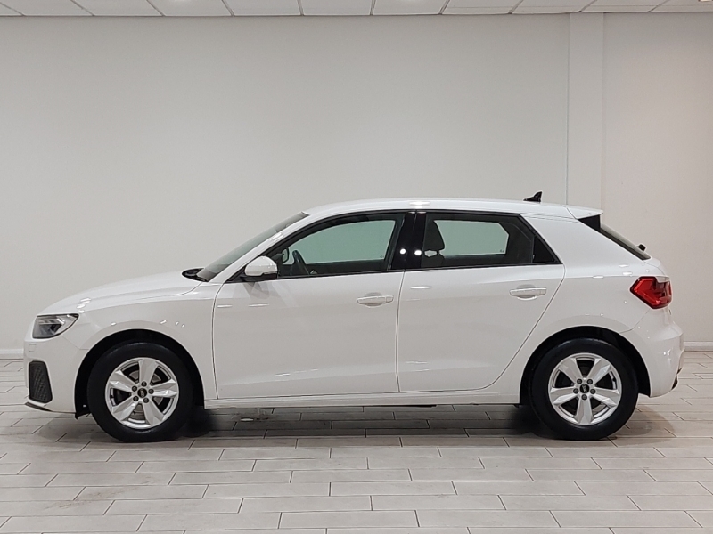 Audi A1 25 Tfsi Technik White #4