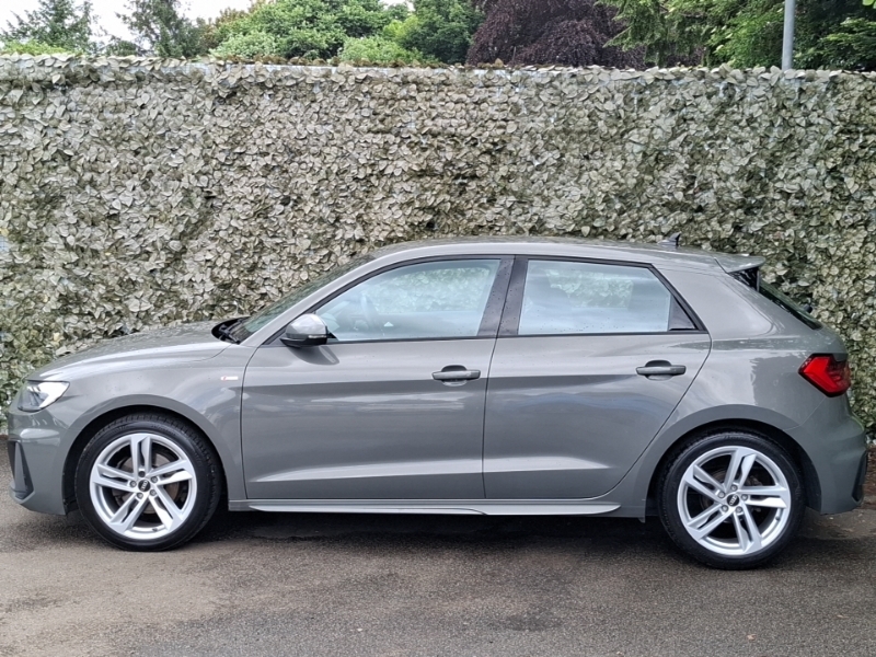 Audi A1 S Line Competition White #4