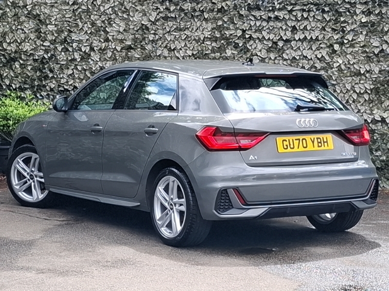 Audi A1 S Line Competition White #2