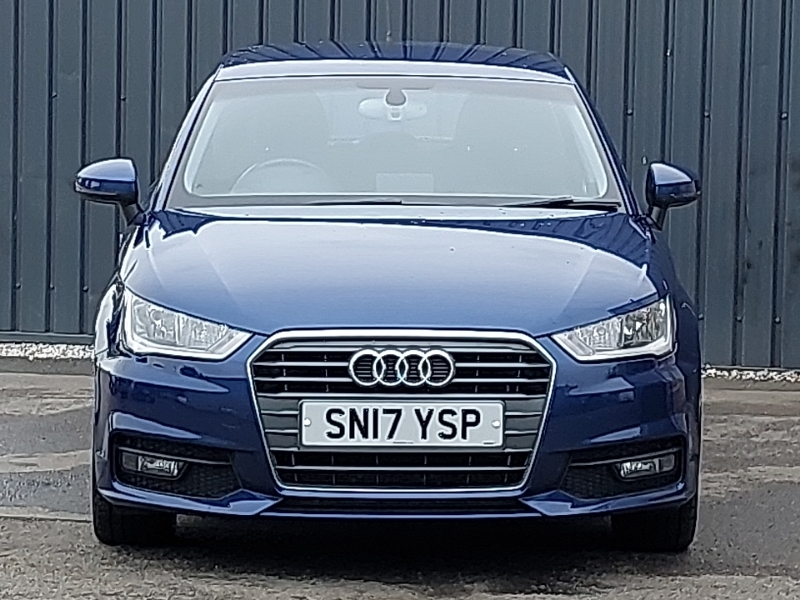 Audi A1 Black Edition Black #14