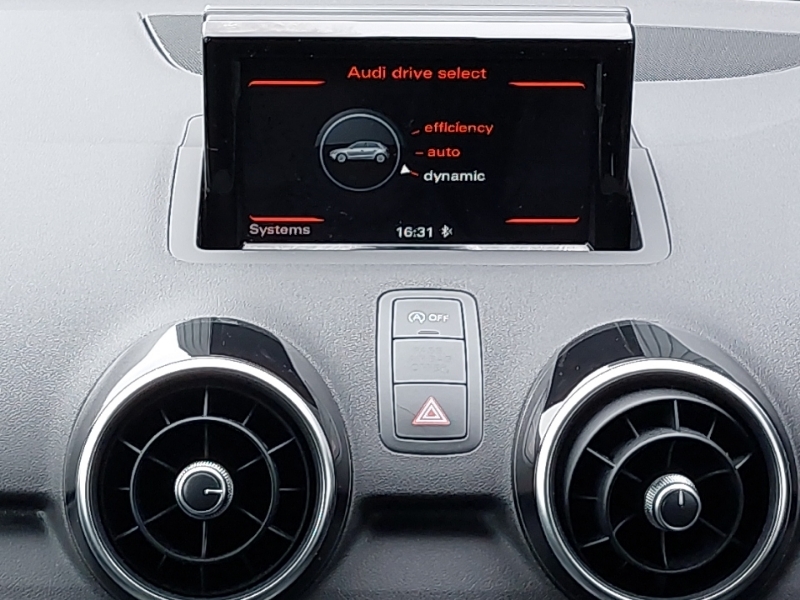 Audi A1 Black Edition Black #9