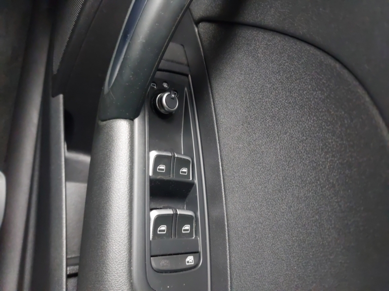 Audi A1 Black Edition Black #17