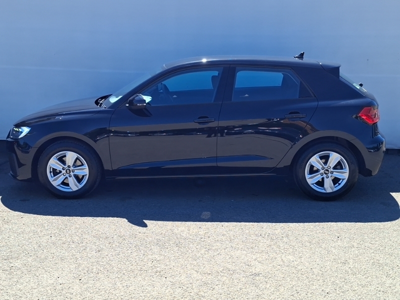 Audi A1 30 Tfsi 110 Technik S Tronic Black #4