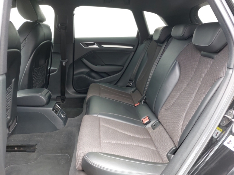 Audi A3 2.0 Tfsi Black Edition Black #6
