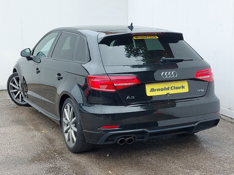 Audi A3 2.0 Tfsi Black Edition Black #2