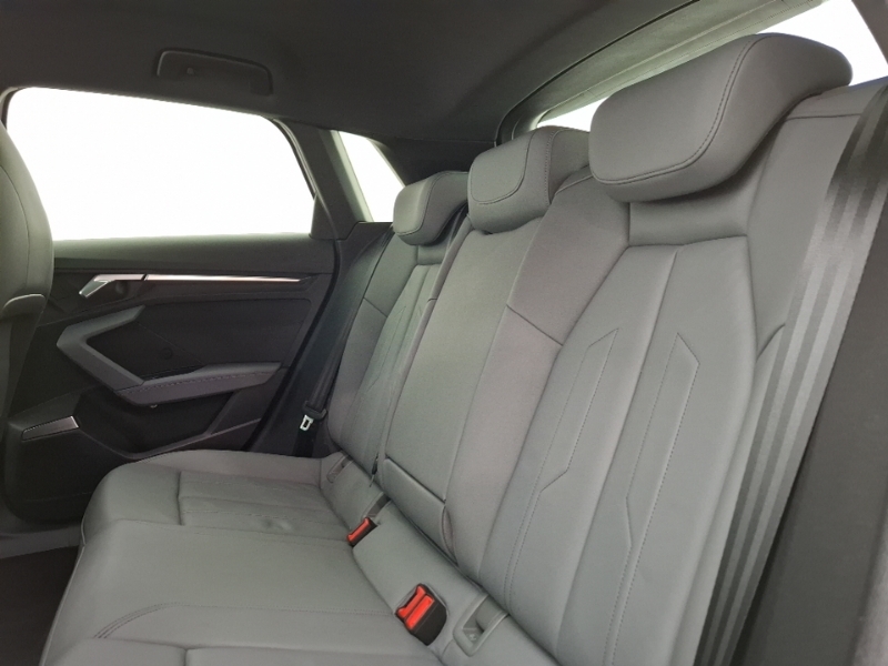 Audi A3 40 Tfsi E S Line S Tronic CV23YSF White #6