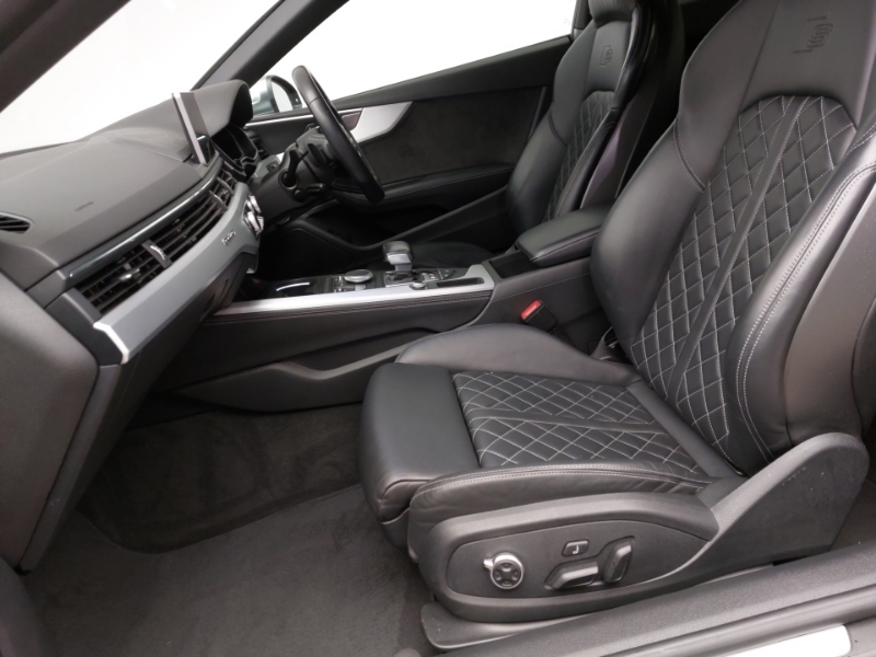 Audi A5 S5 Quattro Tiptronic Black #5