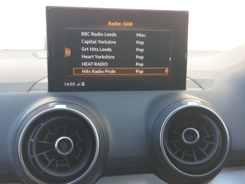 Audi Q2 Diesel  #11